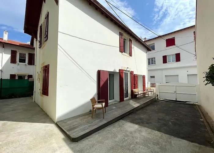 Maison Spacieuse Terrasse Ensoleillee Proche Ocean Biarritz